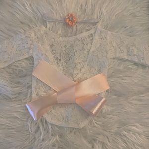 Lace onesie romper for babies photo shoot